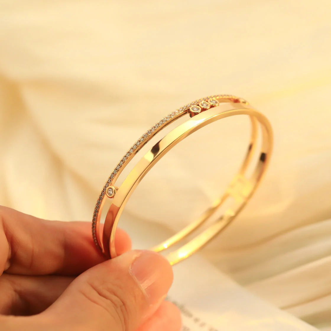 [Stellar Jewelry]Move Romane Diamond Bangle Bracelet
