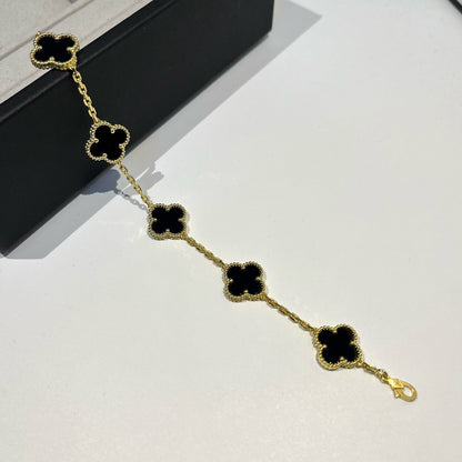 [Stellar Jewelry] CLOVER 5 MOTIF ONYXS BRACELET COLLECTION