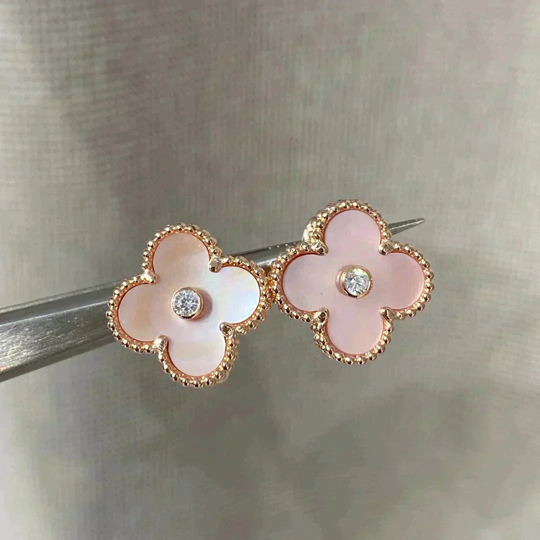 [Stellar Jewelry]CLOVER MEDIUM 1 MOTIFS  PINK MOP DIAMOND EARRINGS