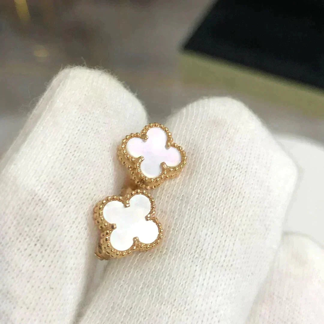 [Stellar Jewelry]CLOVER MINI 9.5MM WHITE MOP EARRINGS