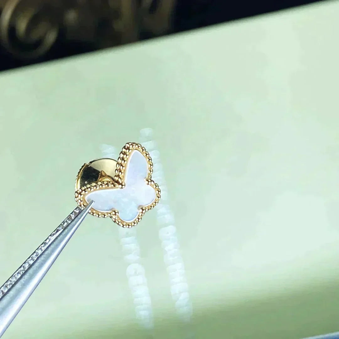 [Stellar Jewelry]SWEET BUTTERFLY MOP EARSTUDS