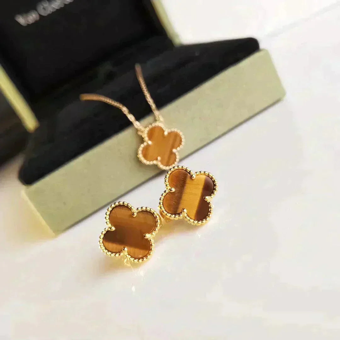 [Stellar Jewelry]CLOVER MEDIUM 1 MOTIFS TIGER EYE EARRINGS