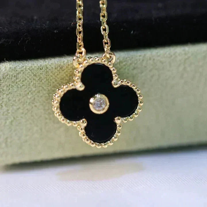 [Stellar Jewelry]CLOVER 15MM DIAMOND ONYX NECKLACE