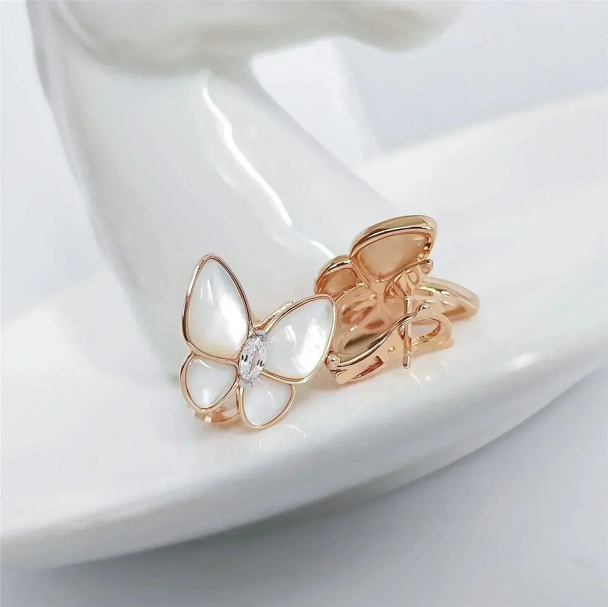 [Stellar Jewelry]BUTTERFLY MOP DIAMOND EARRINGS