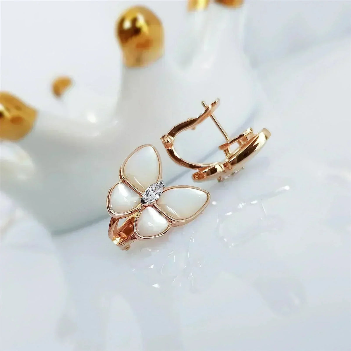 [Stellar Jewelry]BUTTERFLY MOP DIAMOND EARRINGS