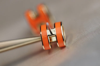 [Stellar Jewelry]MINI POP H EARRINGS ORANGE