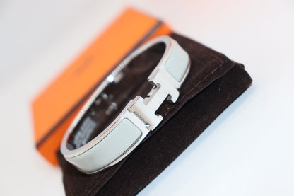 [Stellar Jewelry]H LIGHT BLUE BRACELET