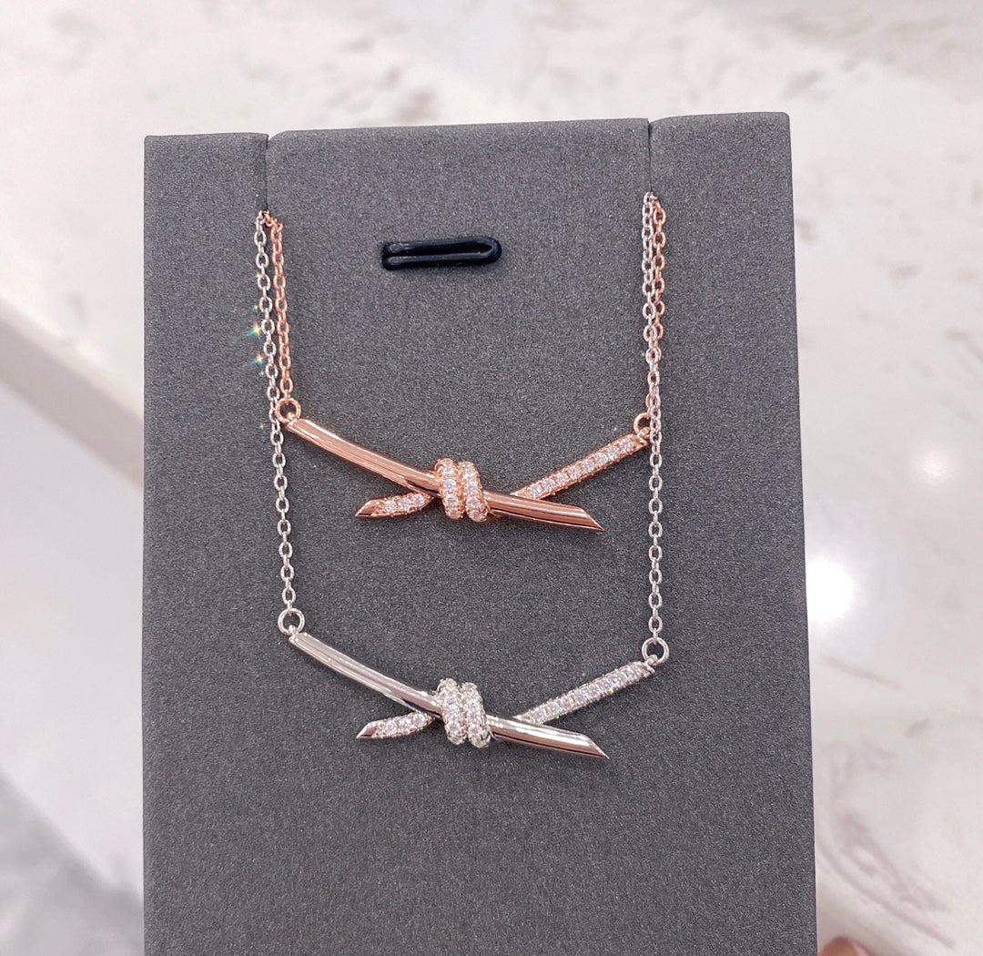 [Stellar jewels]KNOT NECKLACE DIAMONDS