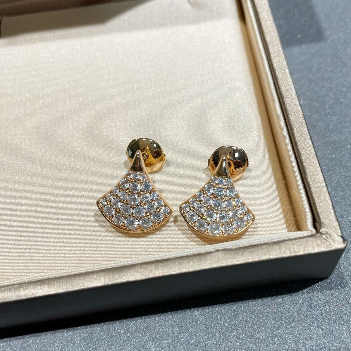 [Stellar Jewelry]DREAM STUD EARRINGS DIAMOND