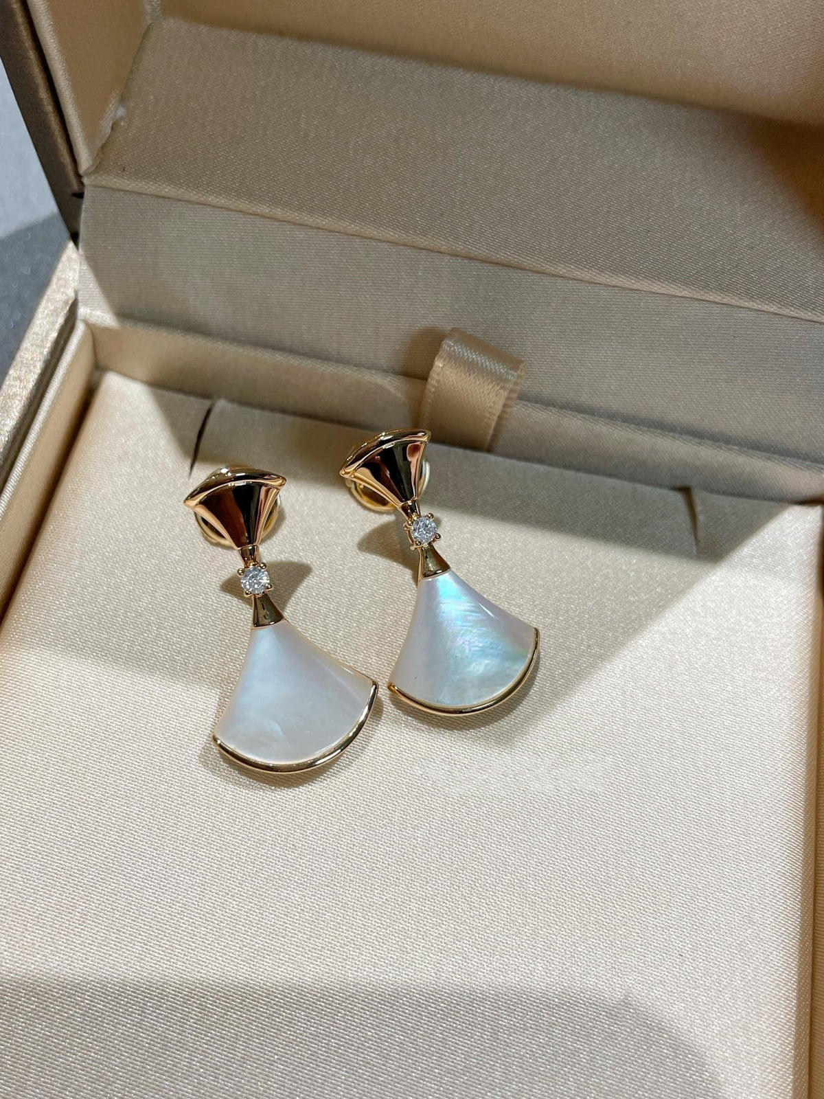 [Stellar Jewelry]DREAM MOP 1 DIAMOND EARRINGS