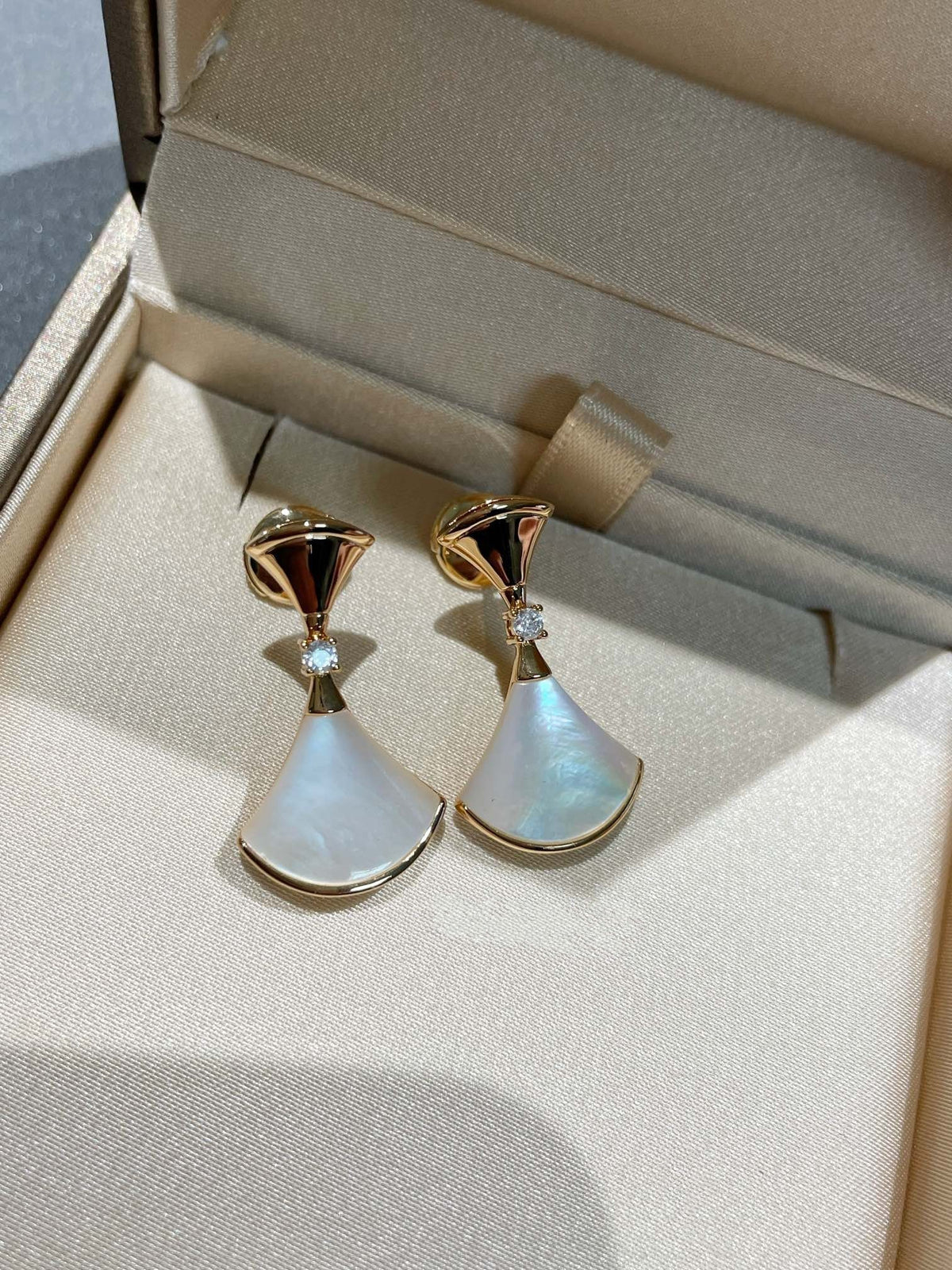 [Stellar Jewelry]DREAM MOP 1 DIAMOND EARRINGS