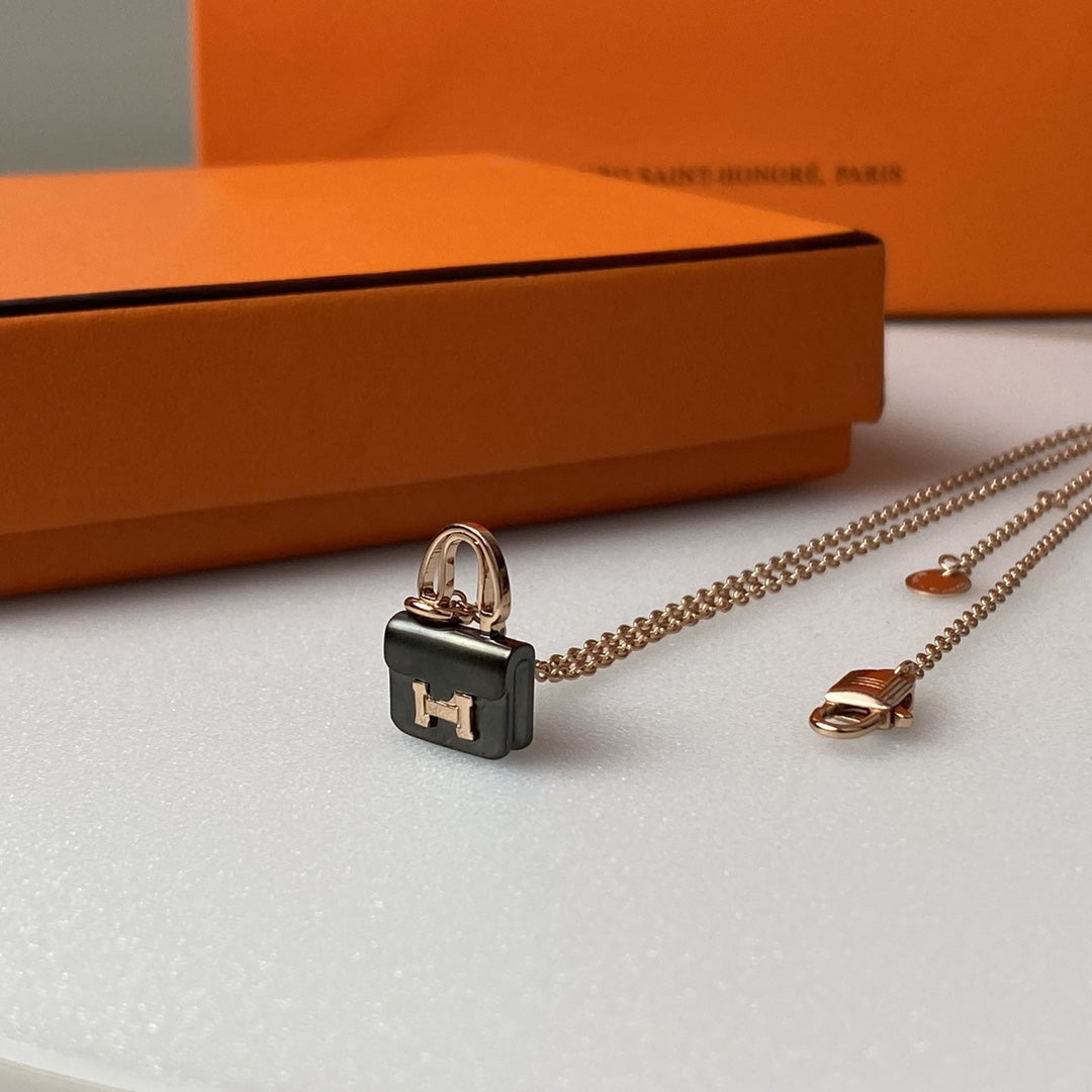 [Stellar Jewelry]CONSTANCE BLACK PEDANT PINK GOLD NECKLACE