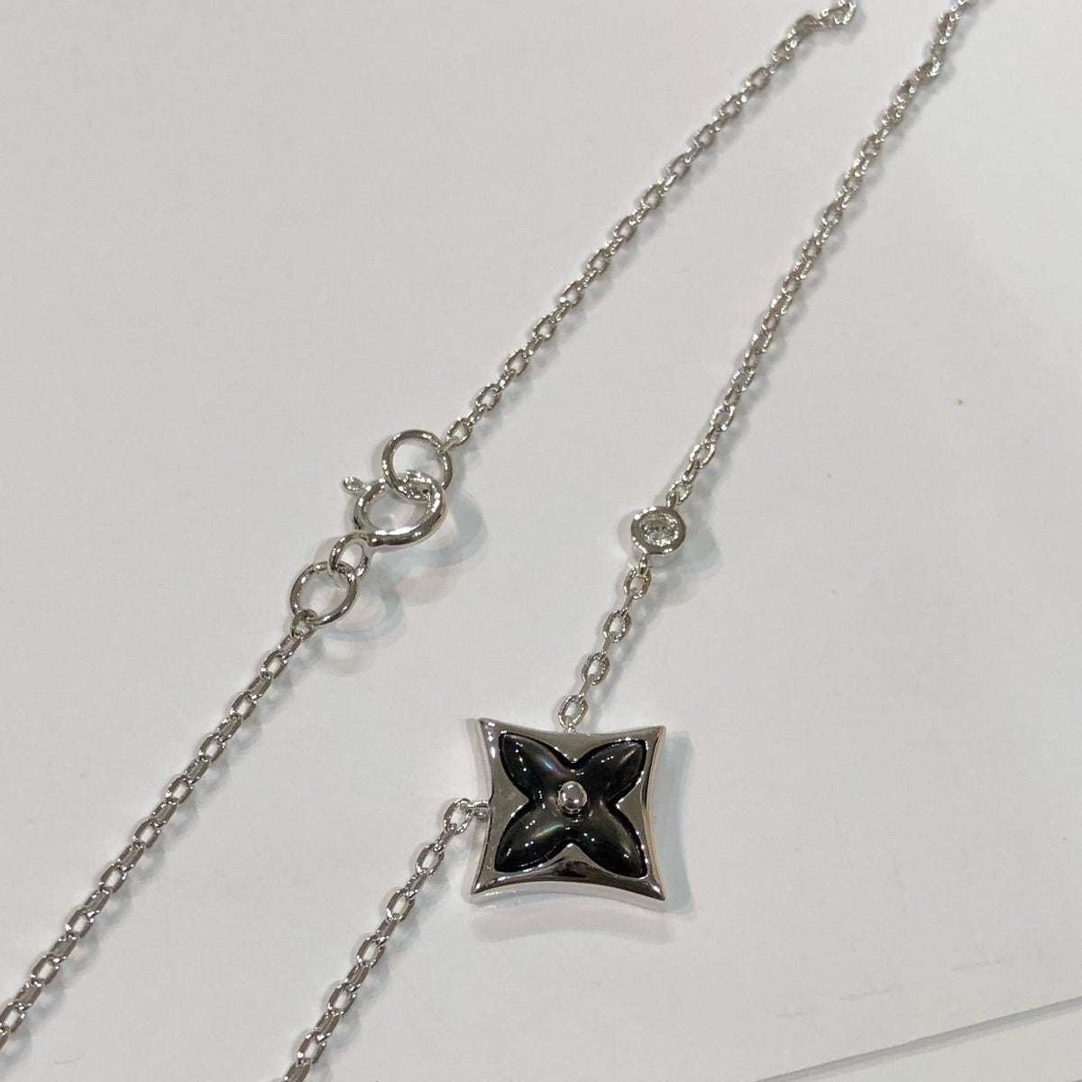 [Stellar Jewelry]STAR BLACK MOP NECKLACE