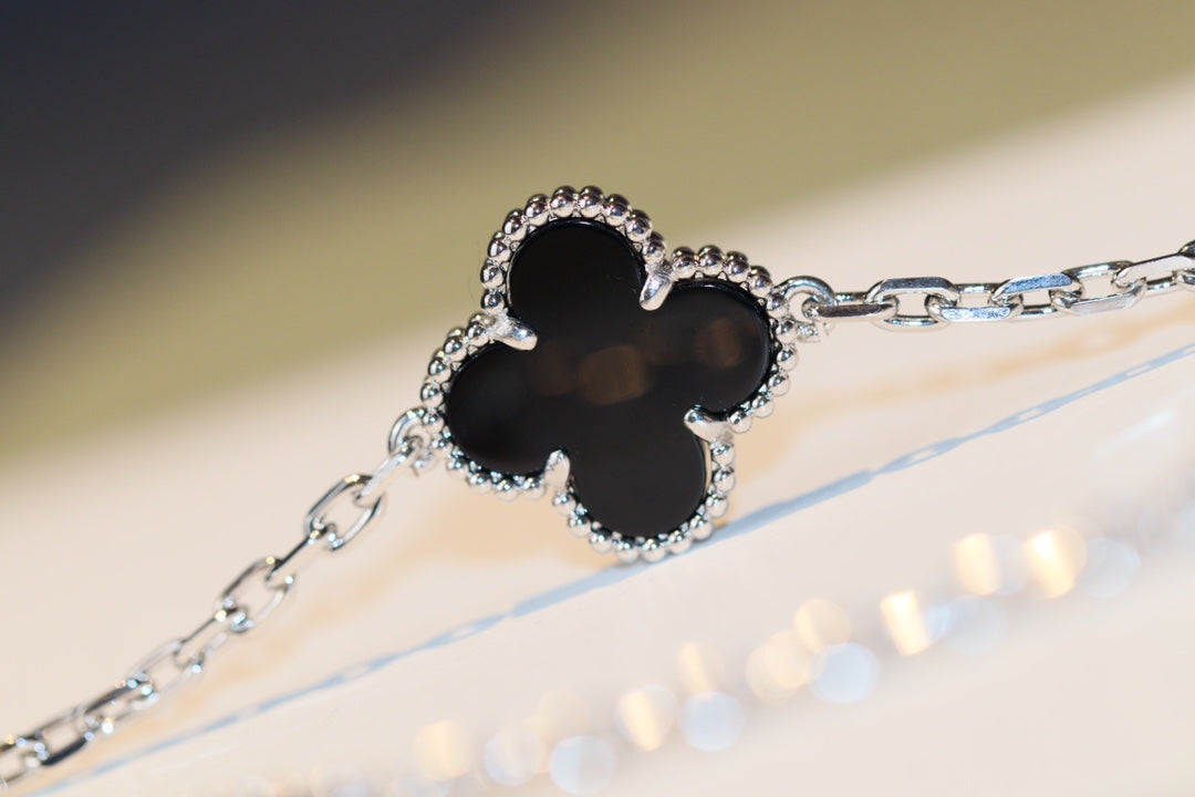 [Stellar Jewelry]CLOVER 20 MOTIFS ONYX DIAMOND SILVER