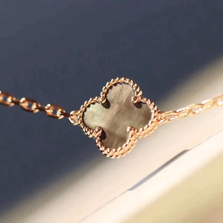 [Stellar Jewelry]CLOVER 20 MOTIFS LASER DIAMOND NECKLACE