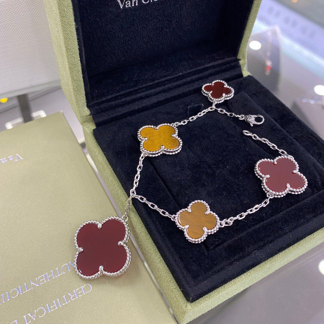 [Stellar Jewelry]CLOVER 5 MOTIFS SIVLER CARNELIAN TIGER EYE BRACELET