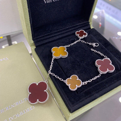 [Stellar Jewelry]CLOVER 5 MOTIFS SIVLER CARNELIAN TIGER EYE BRACELET
