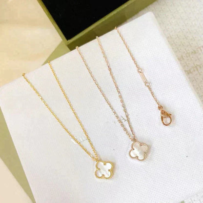 [Stellar Jewelry]CLOVER MINI 9.5MM WHITE MOTHER-OF-PEARL NECKLACE
