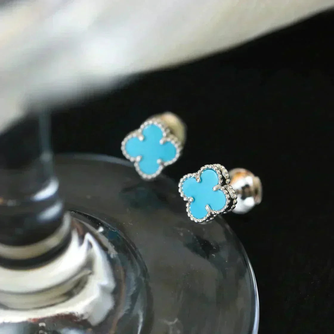 [Stellar Jewelry]CLOVER MINI 9.5MM ONYX STUD EARRINGS SILVER