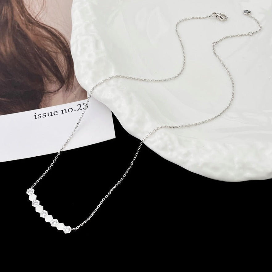 [Stellar Jewelry]BEE MY LOVE DIAMOND NECKLACE