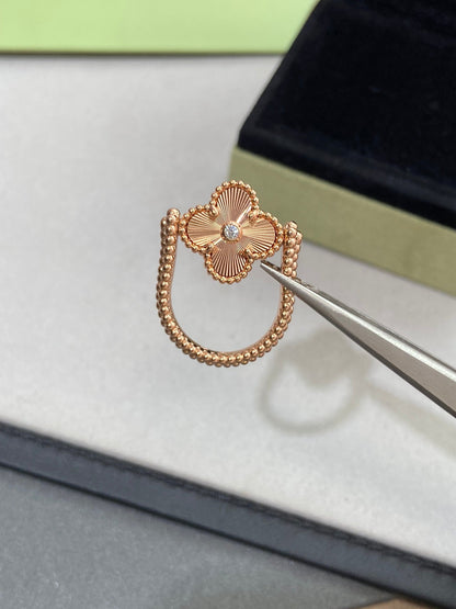 [Stellar Jewelry]CLOVER RIVERSIBLE ROSE GOLD RING