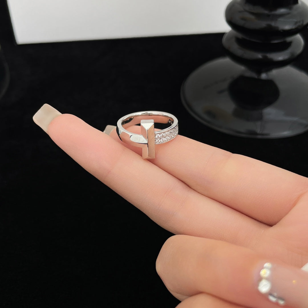 [Stellar jewels]T WIDE DIAMOND RING