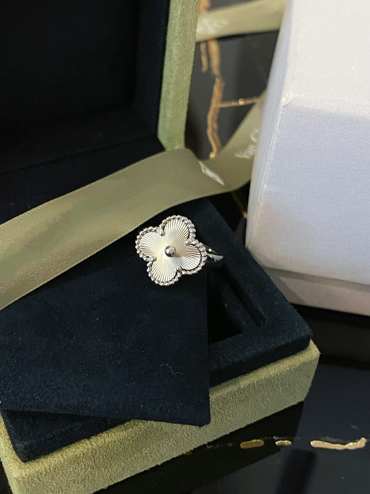 [Stellar Jewelry]CLOVER SILVER RING