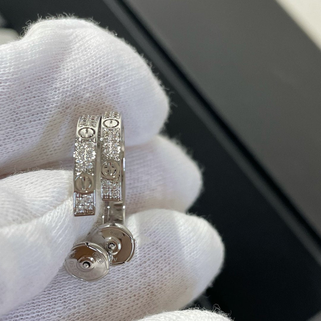 [Stellar Jewelry]LOVE DIAMOND SILVER HOOP EARRINGS