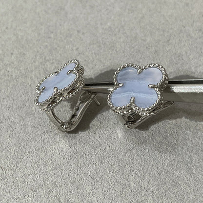 [Stellar Jewelry]CLOVER CHALCEDONY SILVER STUD EARRINGS