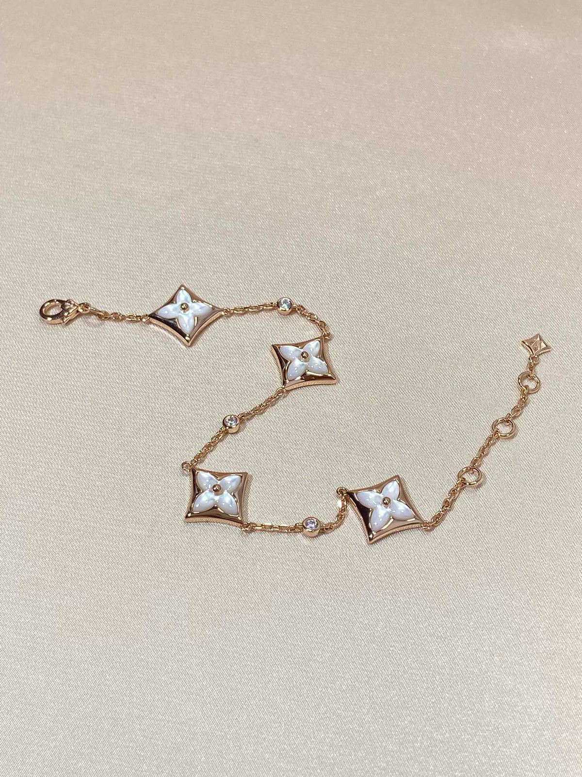 [Stellar Jewelry]STAR 4 MOTIF MOP DIAMOND PINK GOLD BRACELET
