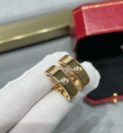 [Stellar Jewelry]LOVE 5.5MM 1 DIAMOND EARRINGS