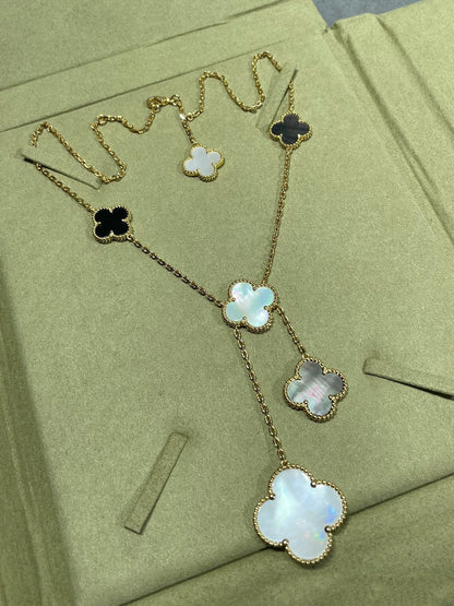 [Stellar Jewelry]CLOVER 6 MOTIF MOP ONYX GOLD NECKLACE
