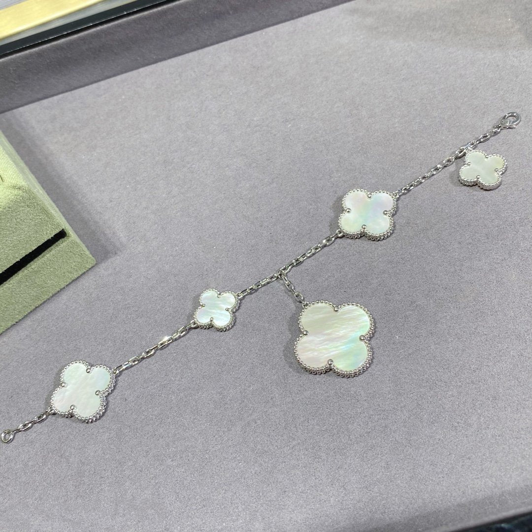 [Stellar Jewelry]CLOVER 5 MOTIF WHITE MOP SILVER BRACELET