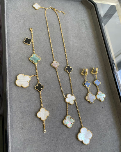 [Stellar Jewelry]CLOVER 3 MOTIF MOP ONYX DARK MOP PINK GOLD EARRINGS