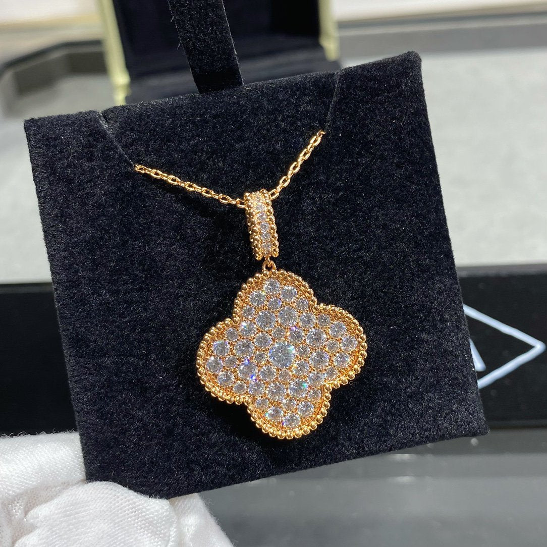 [Stellar Jewelry]CLOVER 25MM LARGE PEDANT DIAMOND PAVED LONG NECKLACE