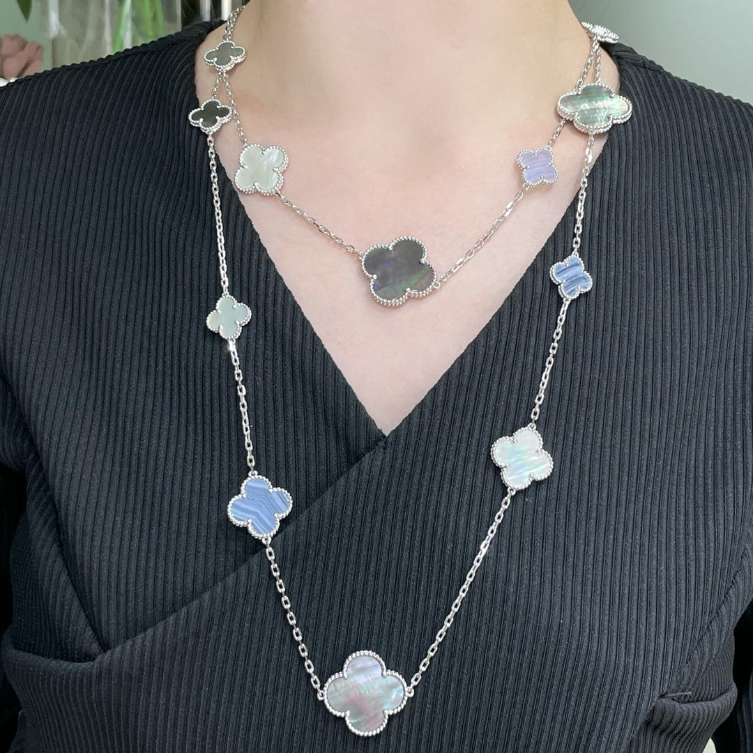 [Stellar Jewelry]CLOVER 16 MOTIF CHALCEDONY MOP SILVER NECKLACE