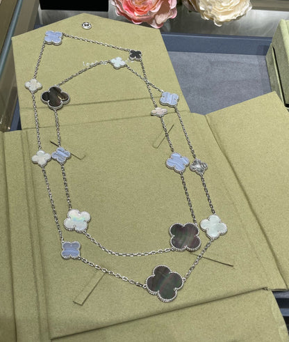 [Stellar Jewelry]CLOVER 16 MOTIF CHALCEDONY MOP SILVER NECKLACE