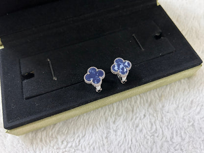 [Stellar Jewelry]CLOVER PIETERSITE MEDIUM STUD EARRINGS