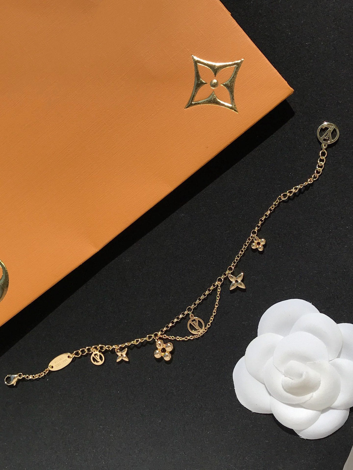 [Stellar Jewelry]BLOOMING PINK GOLD MOP BRACELET