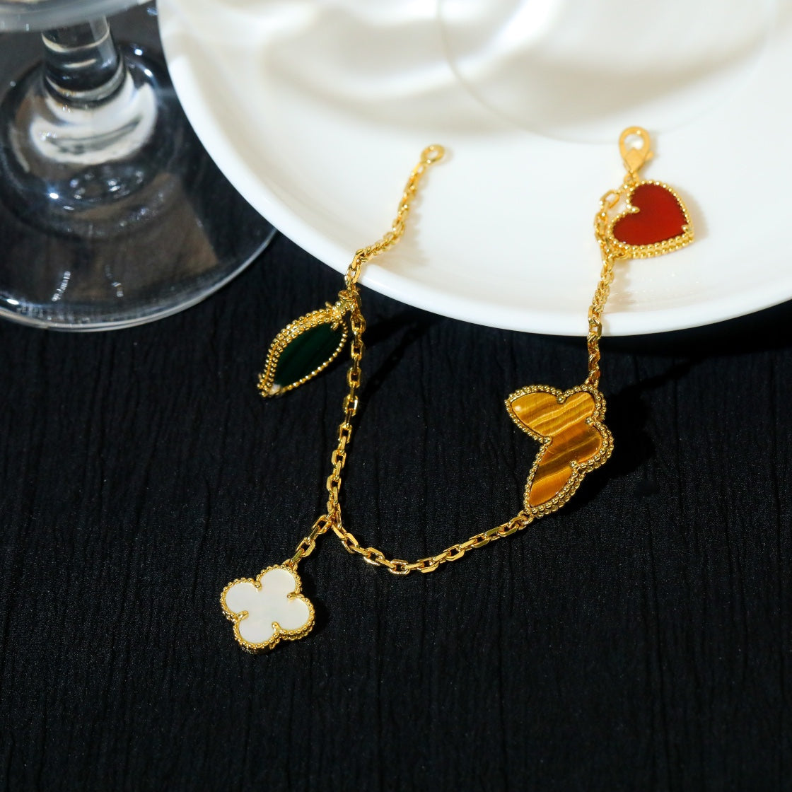 [Stellar Jewelry]LUCKY SPRING 5 MOTIF GOLD BRACELET