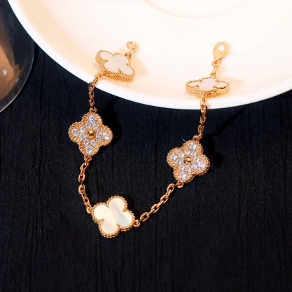 [Stellar Jewelry]CLOVER WHITE PEARL MOP 5 MOTIF BRACELET COLLECTION