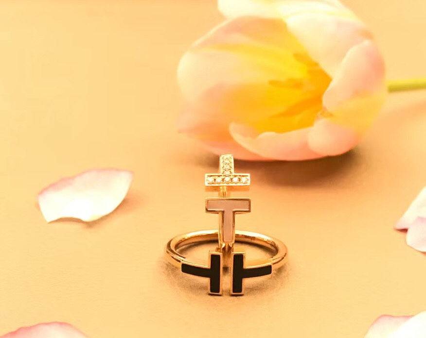 [Stellar jewels]T SMALL ONYX PINK GOLD RING