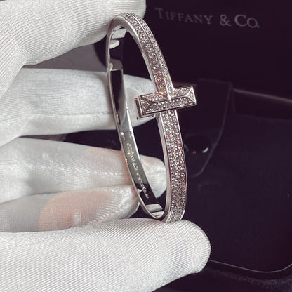[Stellar jewels]T1 WIDE HINGED BANGLE DIAMOND PAVED BRACELET