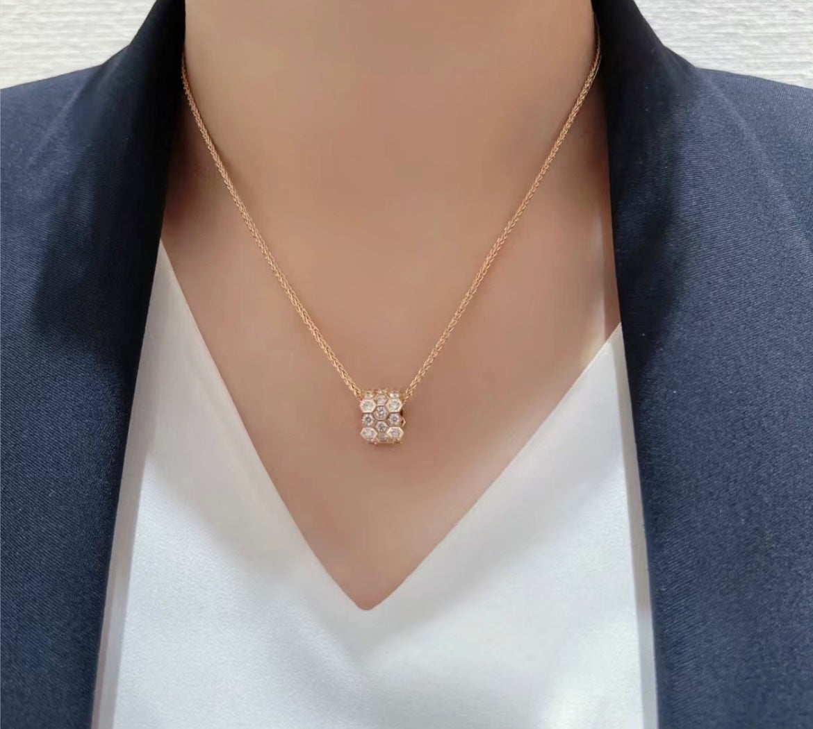 [Stellar Jewelry]BEE LOVE DIAMOND PAVED 3 ROW NECKLACE