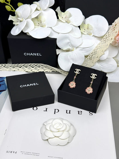 [Stellar Jewelry]26C Pink Camellia Enamel Pendant with Double C Earrings