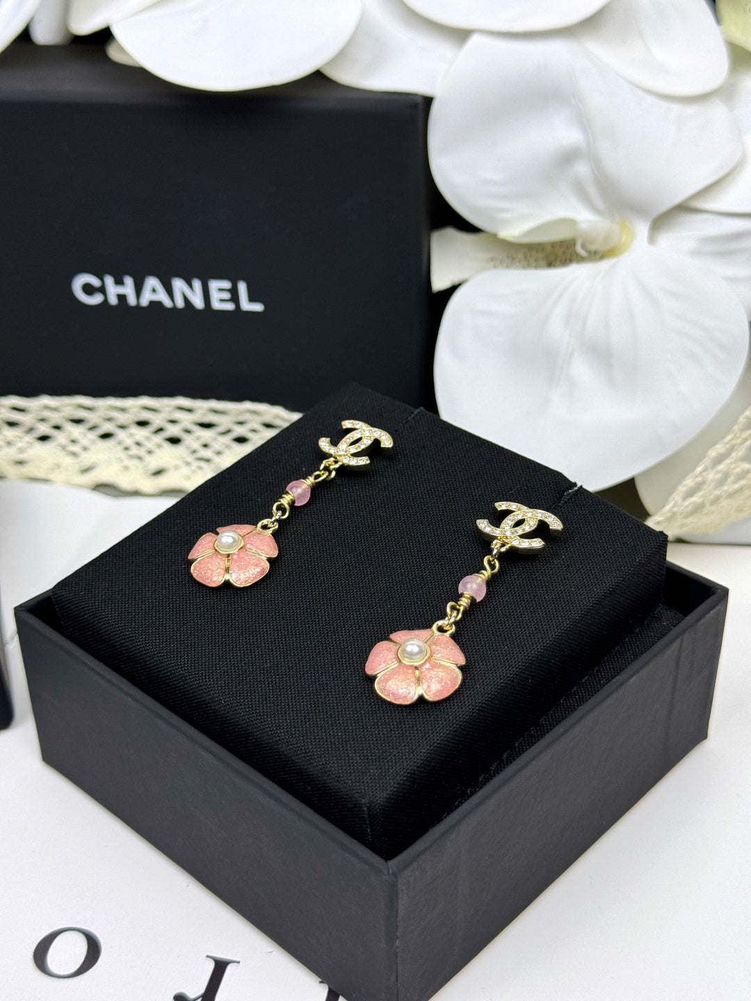 [Stellar Jewelry]26C Pink Camellia Enamel Pendant with Double C Earrings