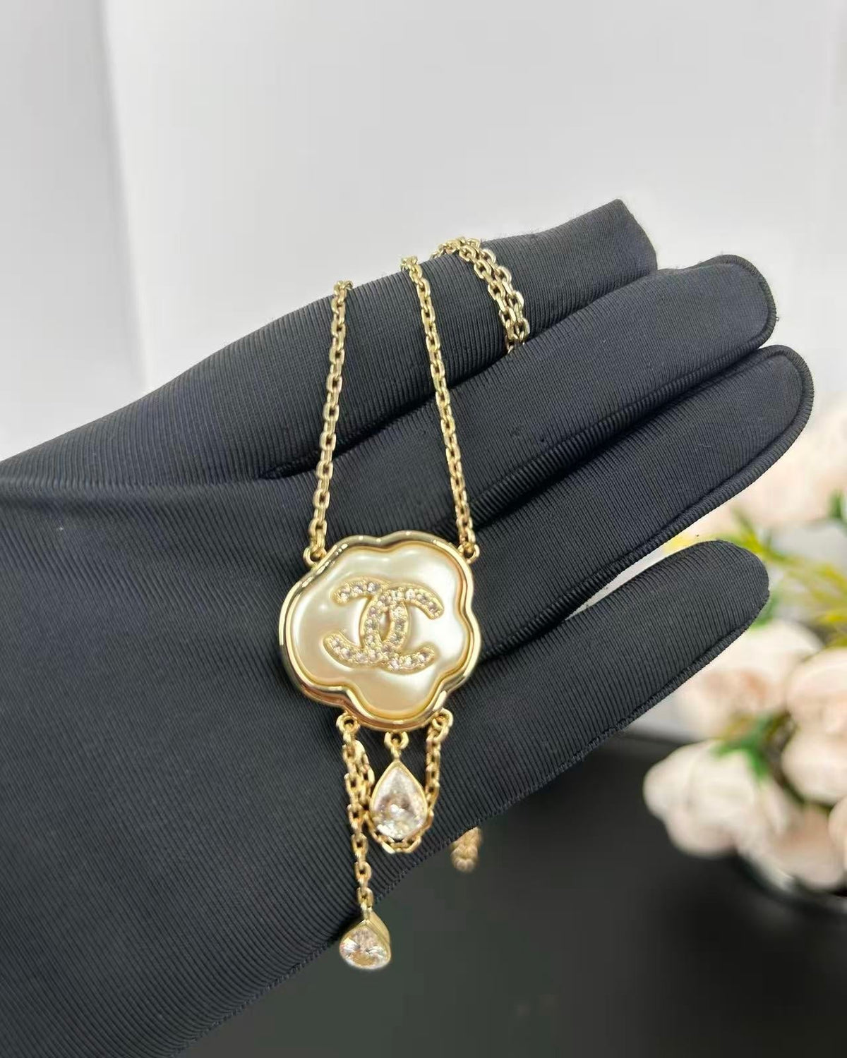 [Stellar Jewelry]Cloud Pearl Mother-of-Pearl Diamond Chain Pendant Necklace