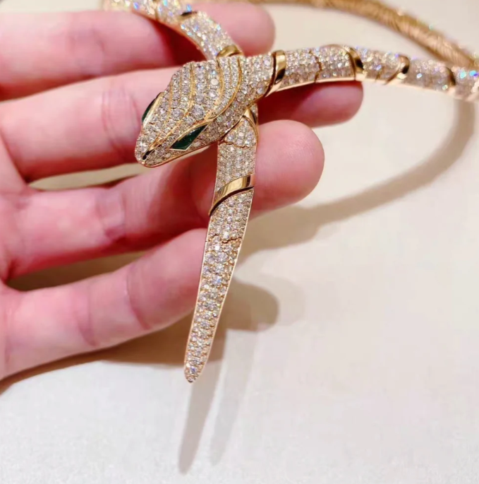 [Stellar Jewelry]HAUTE COUTURE GOLD SERPENTI NECKLACE
