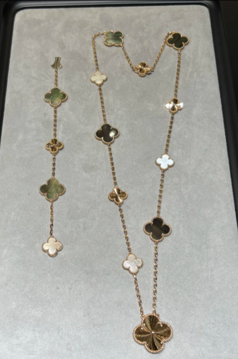 [Stellar Jewelry]DETACHABLE CLOVER 15(11+4) FLOWER SILVER NECKLACE SET