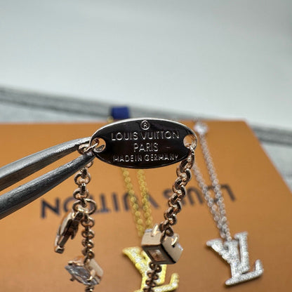 [Stellar Jewelry]FULL DIAMOND LETTER NECKLACE